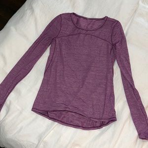 Lululemon shirt size 4